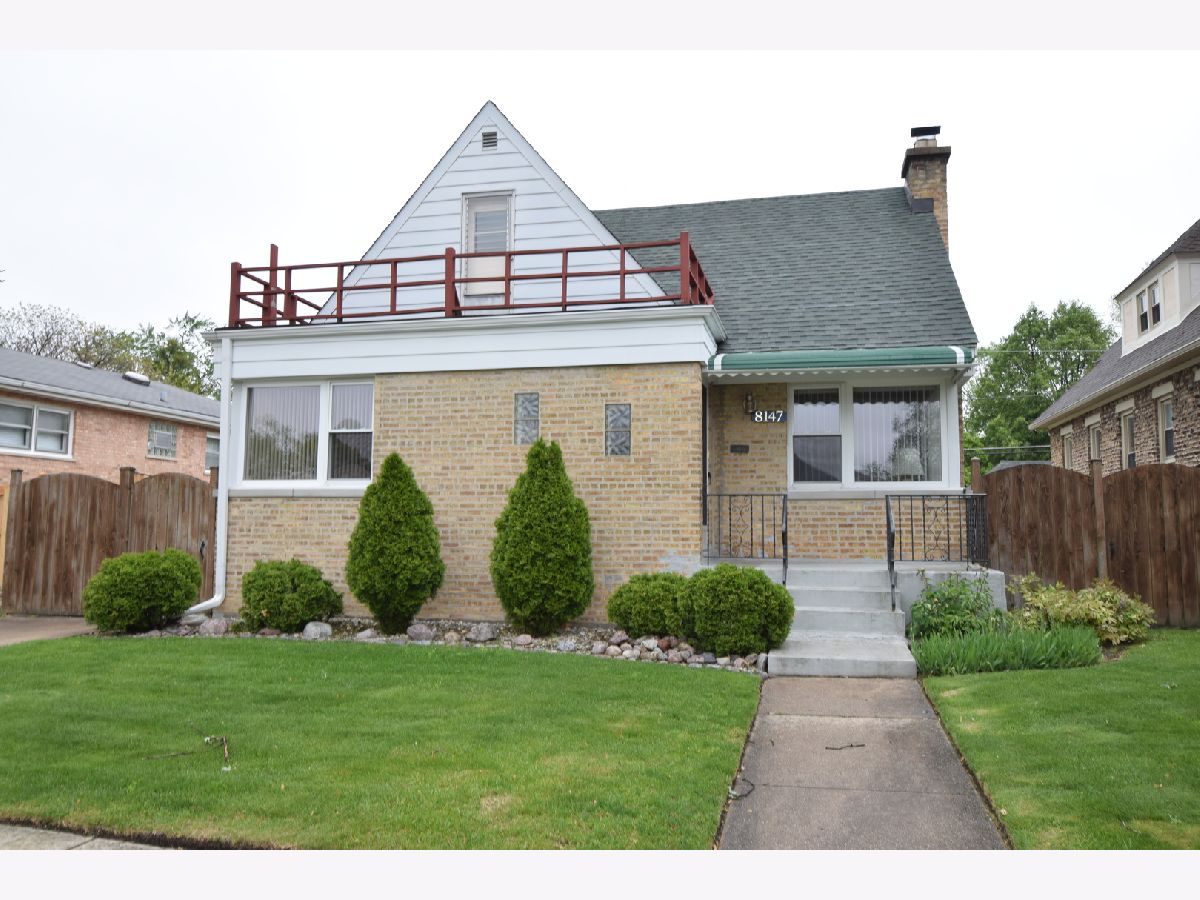 Homes Rented Grennan Heights Niles Illinois, 8147 Osceola