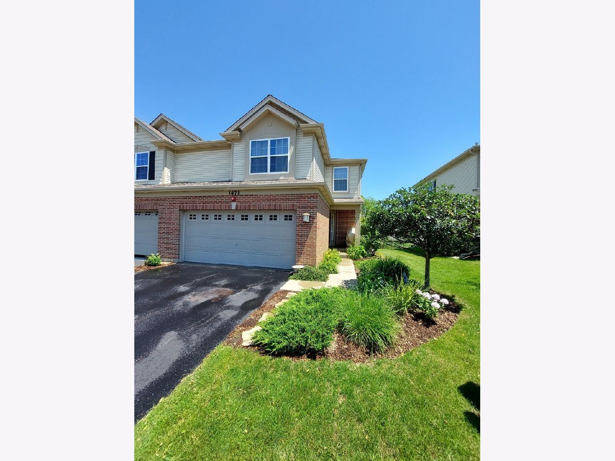 Townhomes Sold Hickory Woods Mundelein Illinois, 1471 Pauline