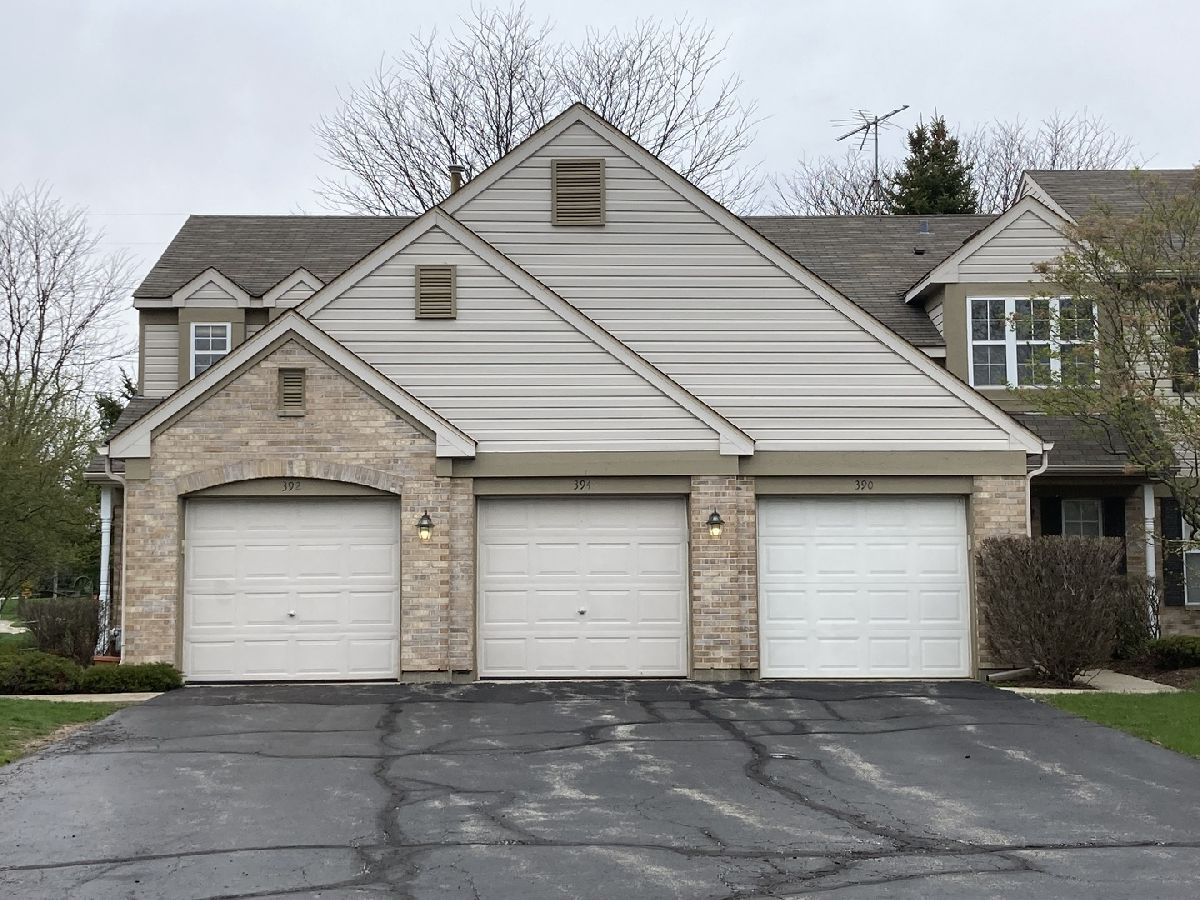 Condominiums Sold Spring Ridge Condominiums Crystal Lake Illinois, 394 Crystal Ridge