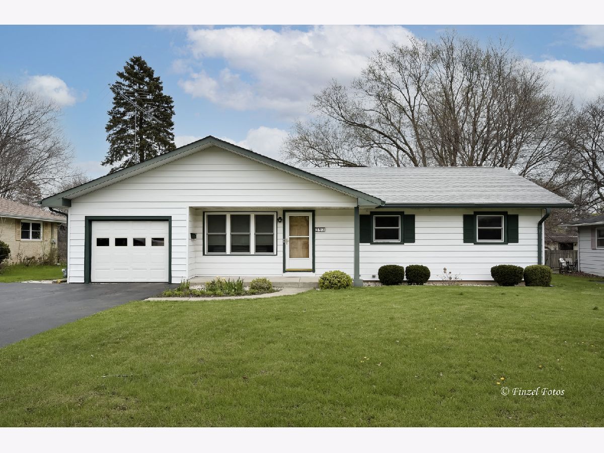 Homes Sold Colby Crystal Lake Illinois, 393 Harold