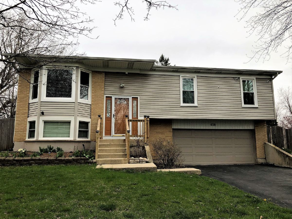 Homes Rented Ivanhoe Bolingbrook Illinois, 438 Galahad