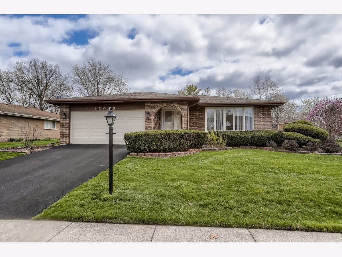 Homes Sold Sandburg Glen Palos Park Illinois, 13025 Tanglewood