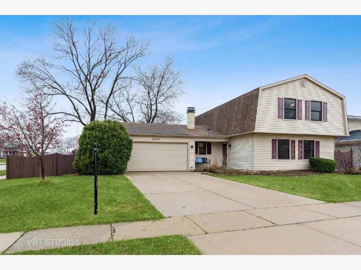 Homes Sold Westbury Hoffman Estates Illinois, 4230 Mumford