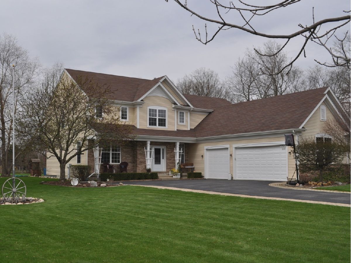Homes Sold Wilmot Farms Spring Grove Illinois, 1102 Wilmot Farms