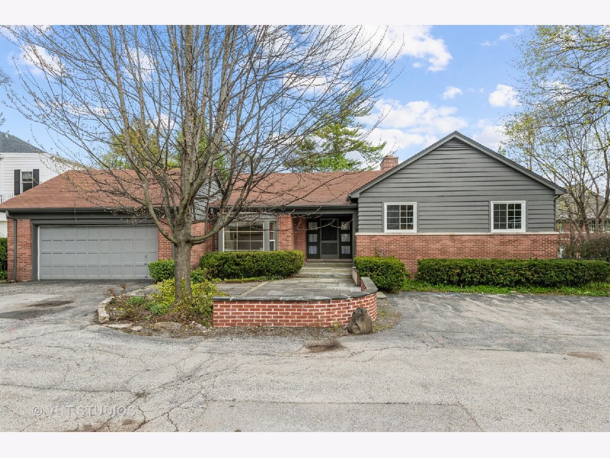  Rented Kenilworth Illinois, 643 Kenilworth