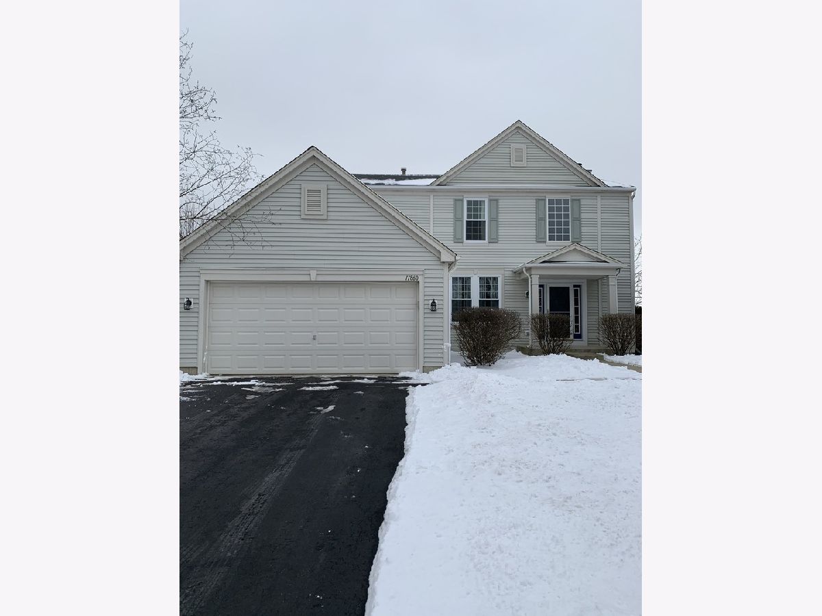 Homes & Townhomes & Condos Rented Auburn Lakes Plainfield Illinois, 11860 Presley