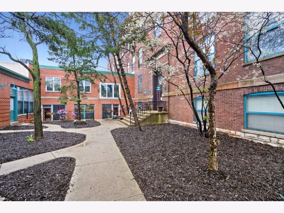 Condos & Townhomes Sold Ravenswood Station Chicago Illinois, 4745 Ravenswood