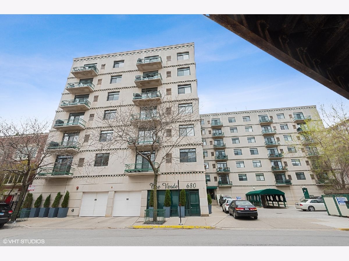 Condominiums Sold The Verde Chicago Illinois, 680 Green
