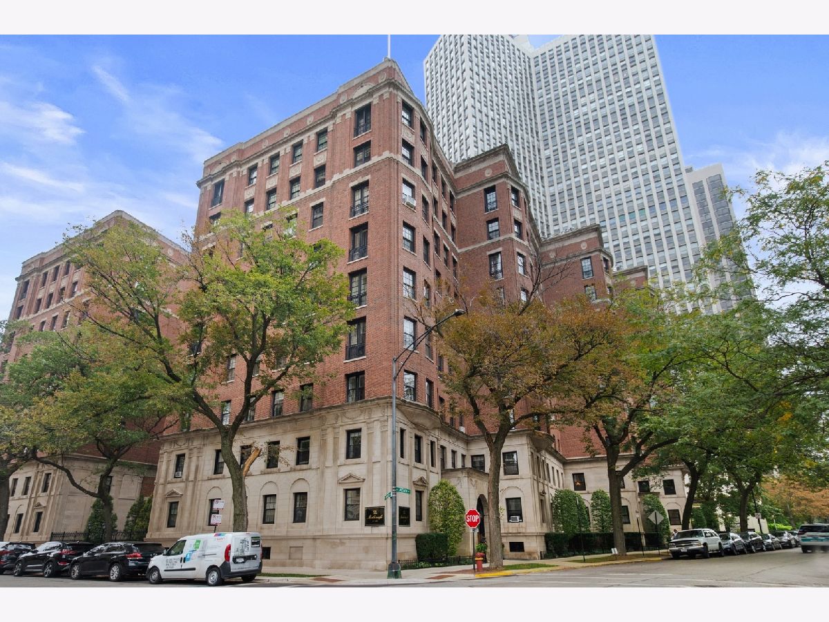 Condominiums Sold Marlborough Chicago Illinois, 2600 Lakeview
