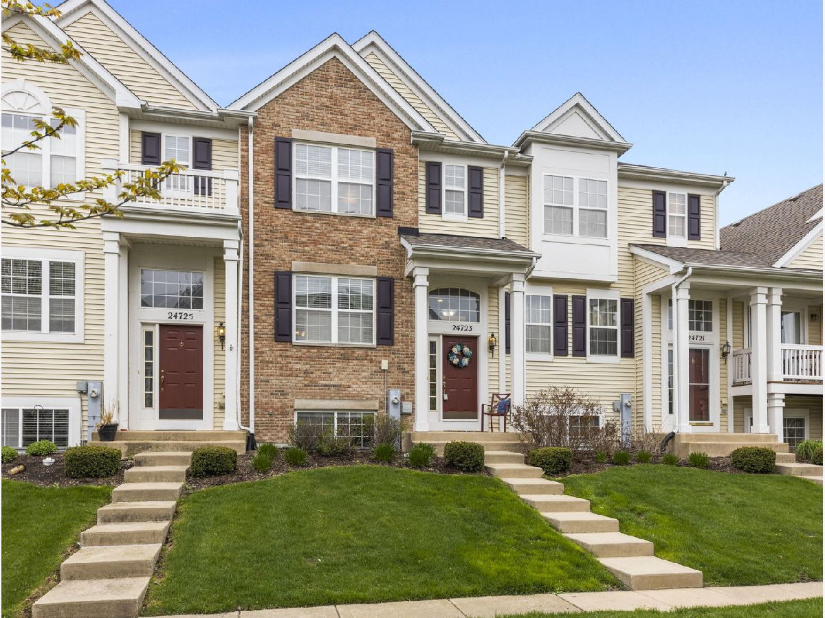 Patriot Square Plainfield IL, Townhomes For Sale & For Rent Sadie