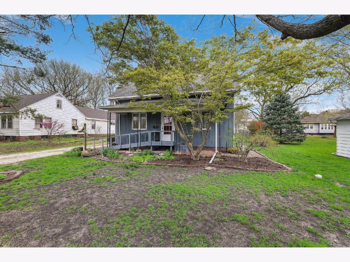  Sold Bondville Illinois, 104 Bond