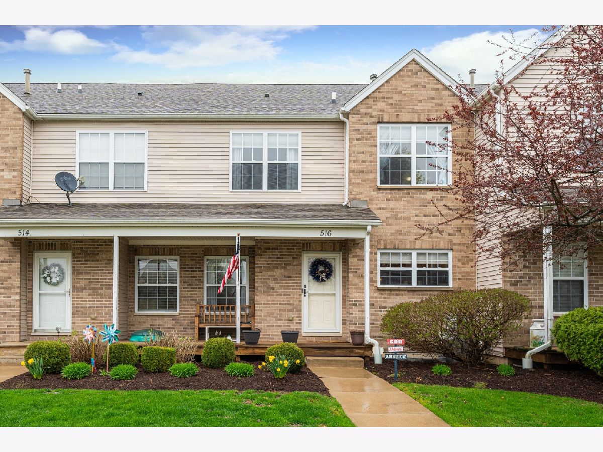 Townhomes & Condos Sold Stonegate Of Heron Creek Sycamore Illinois, 516 Clayton