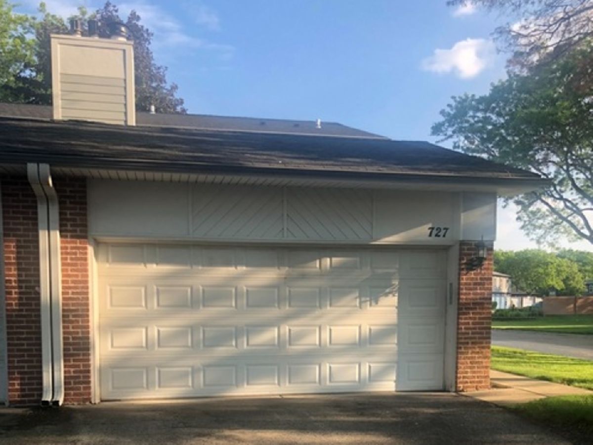 Townhomes Rented Park West Deerfield Illinois, 727 Mallard