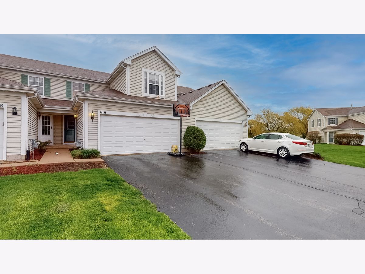 Townhomes & Homes Sold Chestnut Ridge Minooka Illinois, 616 Chestnut Ridge