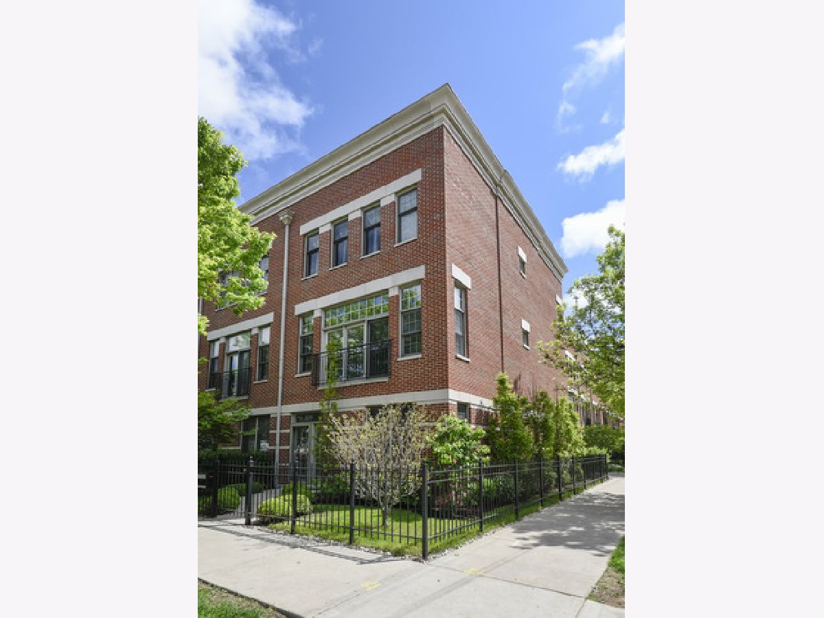 Condos & Townhomes Sold St. John's Park Chicago Illinois, 839 May