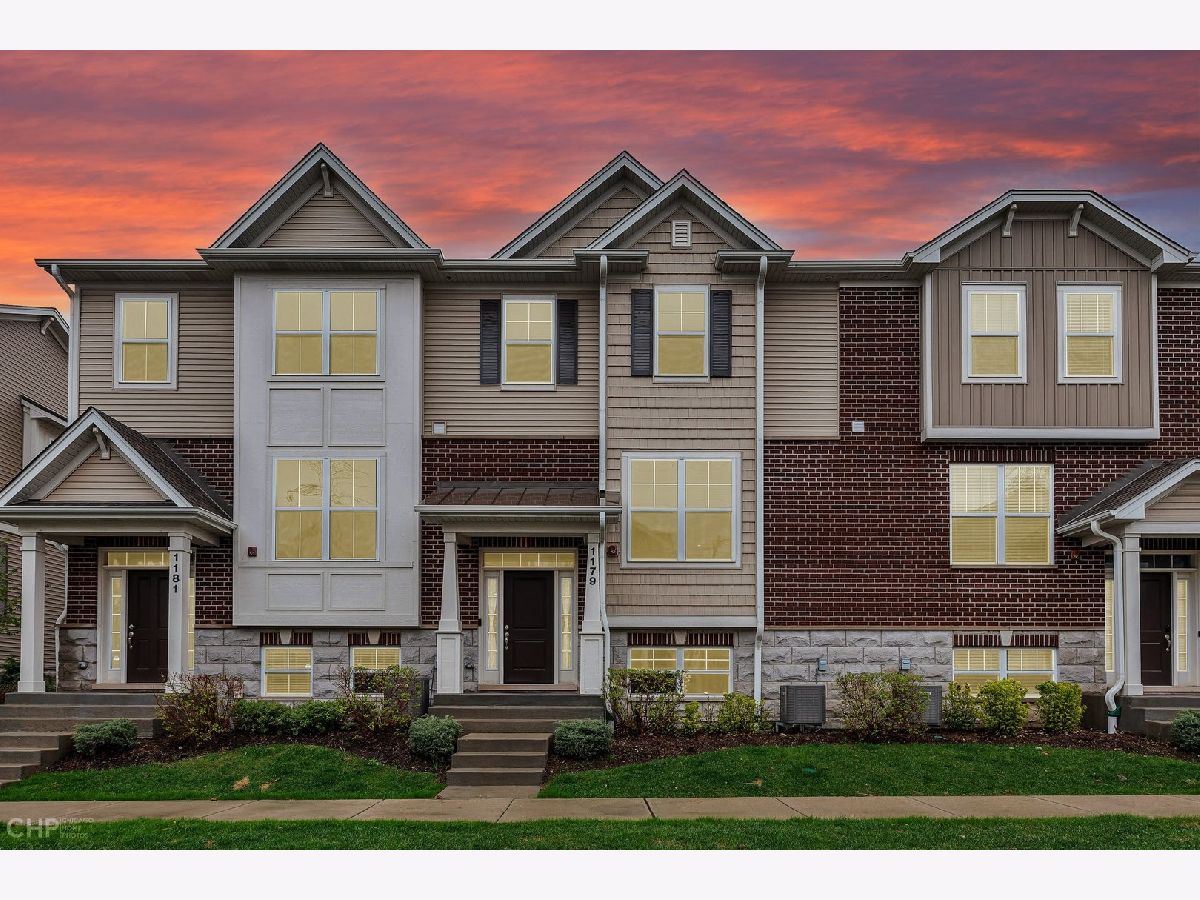 Condos & Townhomes Sold Colfax Crossing Des Plaines Illinois, 1179 Evergreen