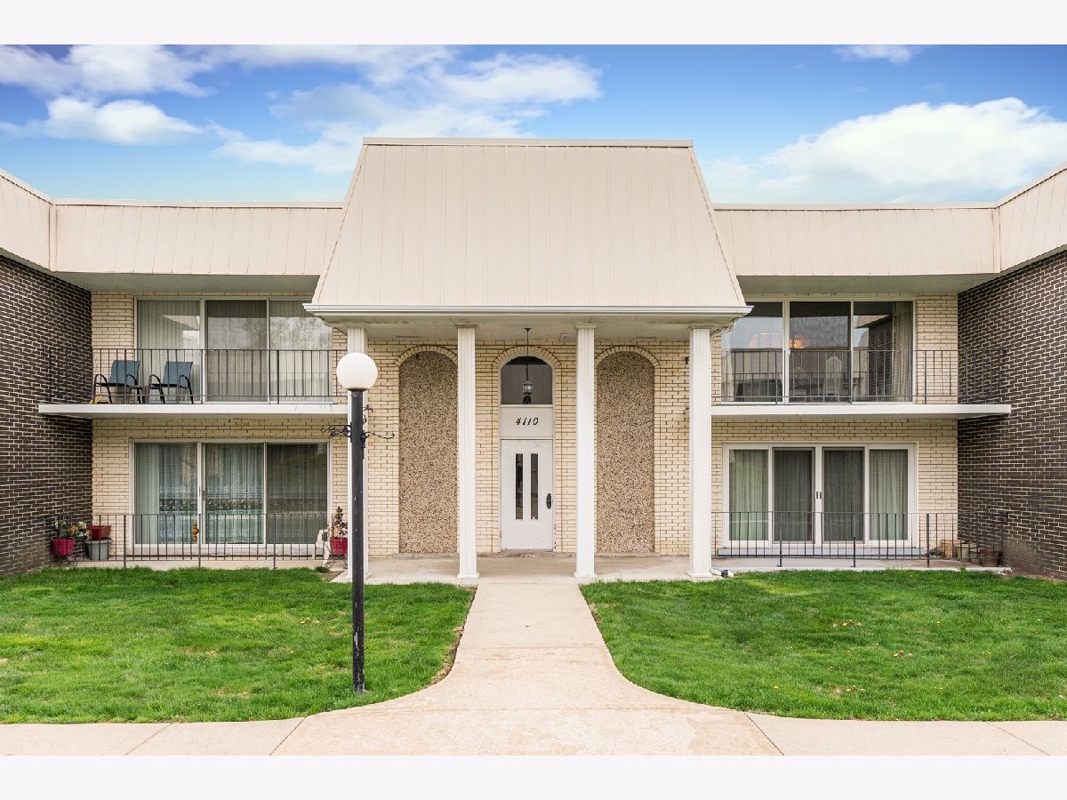 Condominiums Sold Parkshire South Oak Lawn Illinois, 4110 99th