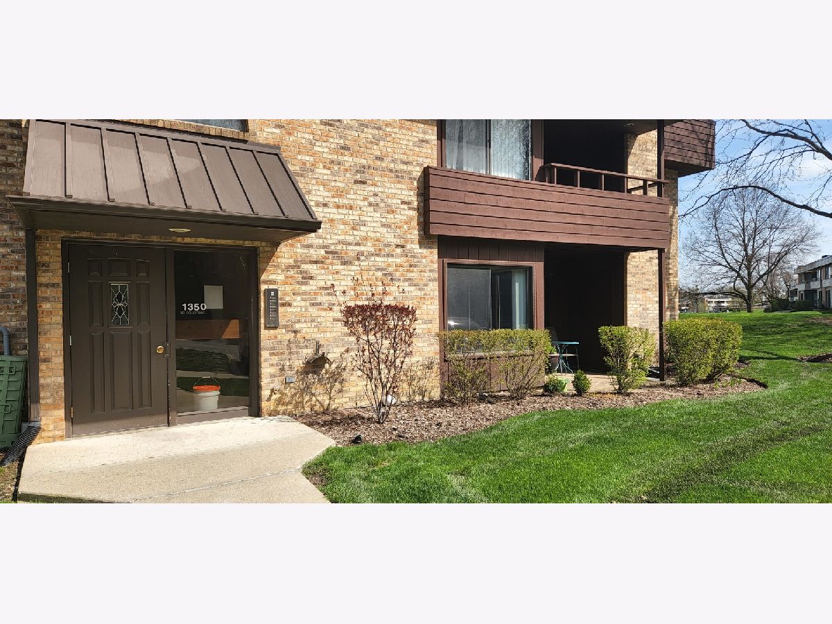 Condominiums Sold Forest Edge Palatine Illinois, 1350 Sterling