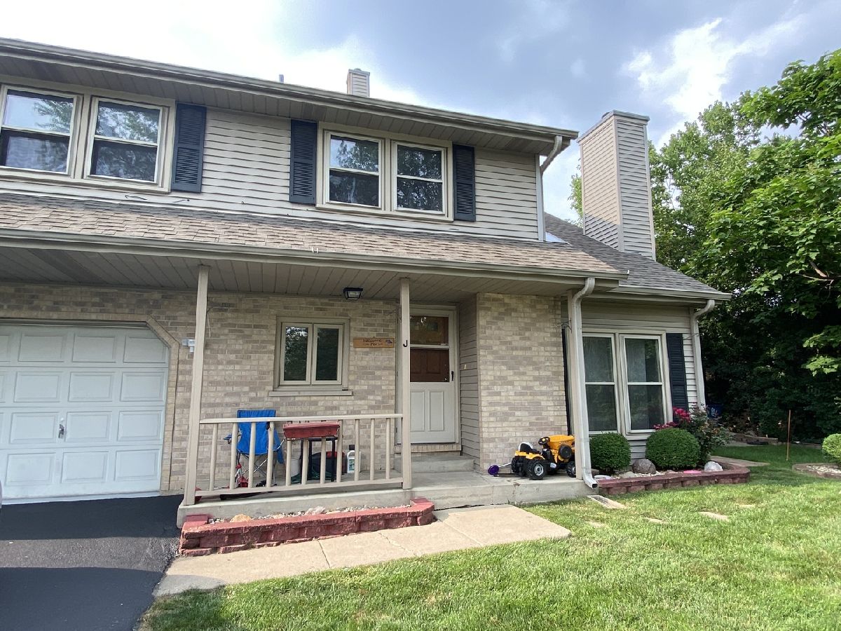 Townhomes & Condos Rented Mason Manor Bensenville Illinois, 237 Walnut