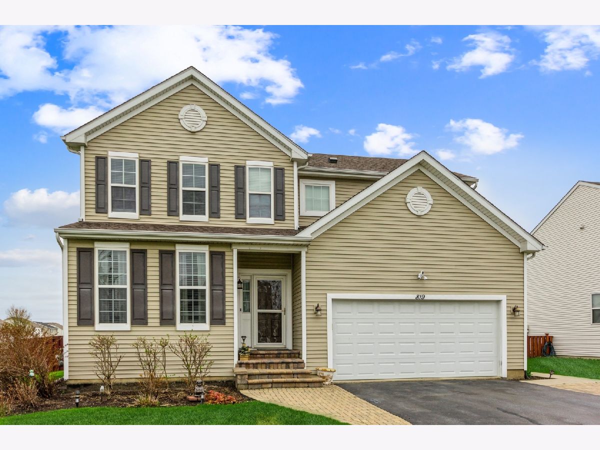 Homes Sold Breckenridge Shorewood Illinois, 819 Phelps