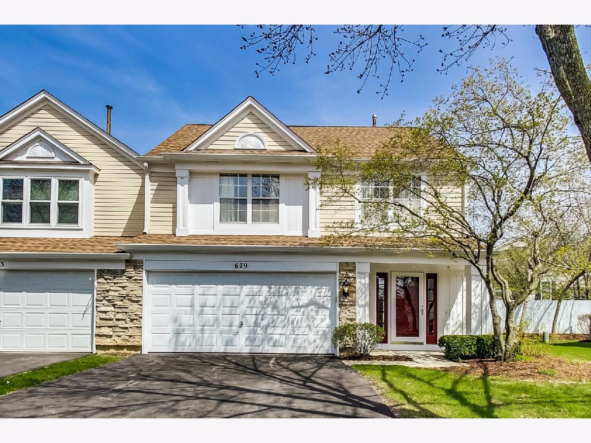 Townhomes Sold Charter Hall Palatine Illinois, 679 Charter Hall