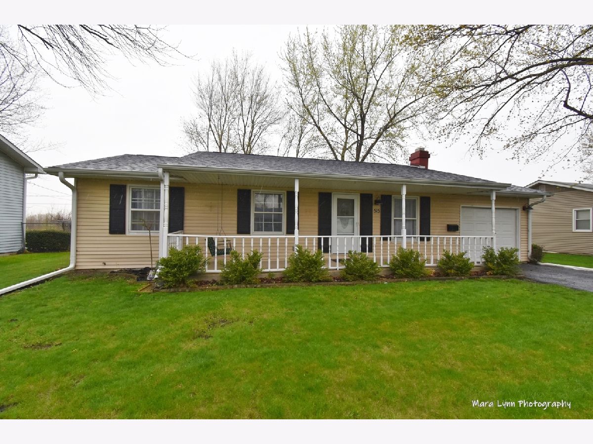 Homes Sold North Meadows Plano Illinois, 515 Sweetbriar