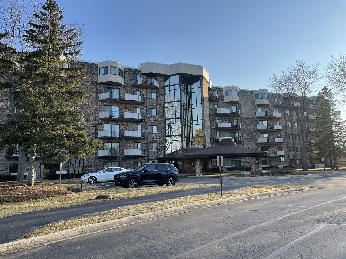 Condominiums Sold San Tropai Palatine Illinois, 1275 Baldwin