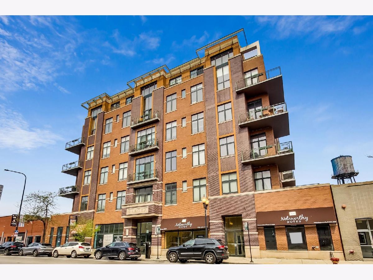 Condominiums Sold Dakota Lofts Chicago Illinois, 3631 Halsted