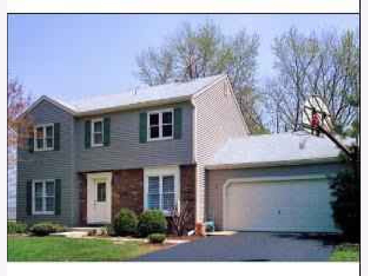 Homes Rented Westfield Park St Charles Illinois, 1420 Marie