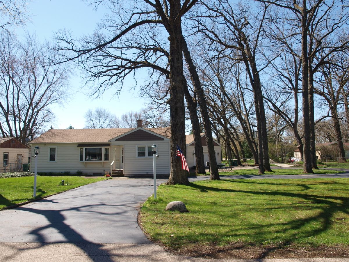 Homes Sold West Miltmore Lake Villa Illinois, 21417 Honey