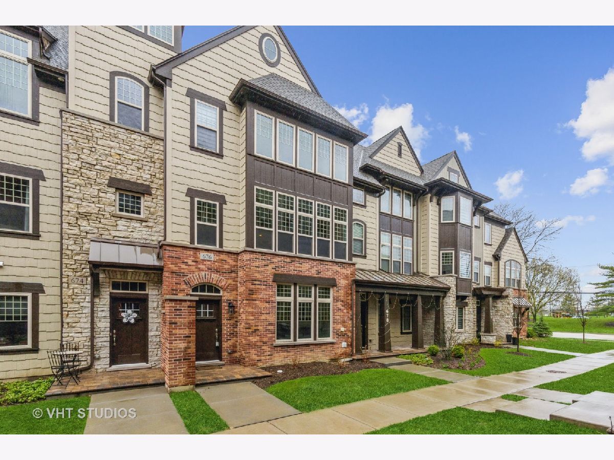Townhomes Sold Parkside Of Libertyville Libertyville Illinois, 676 Parkside