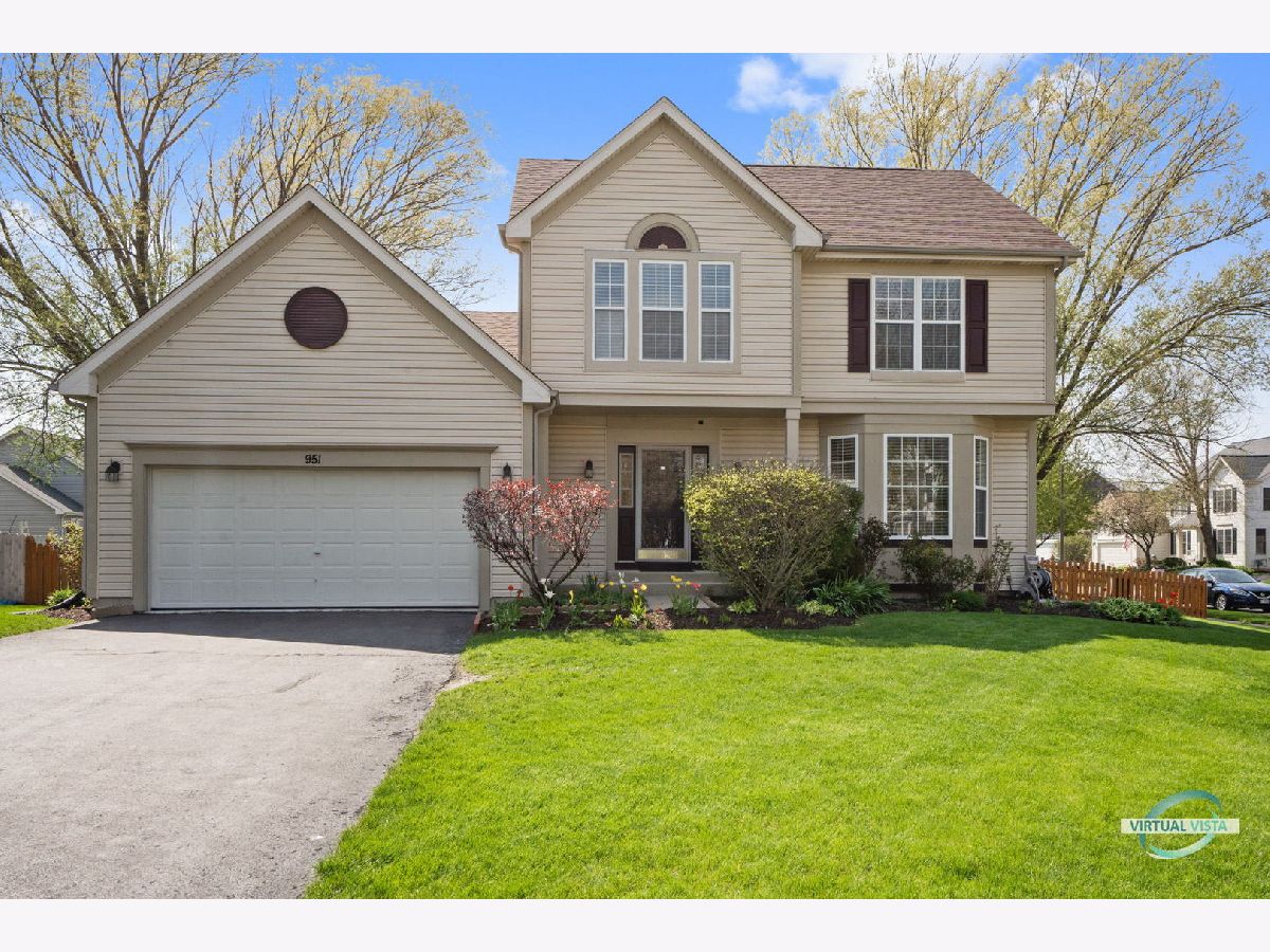 Homes Sold Chicory Place Aurora Illinois, 951 Sundew