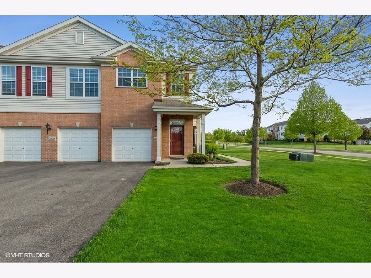 Townhomes & Condos Rented Morgan Hill Mchenry Illinois, 2243 Concord