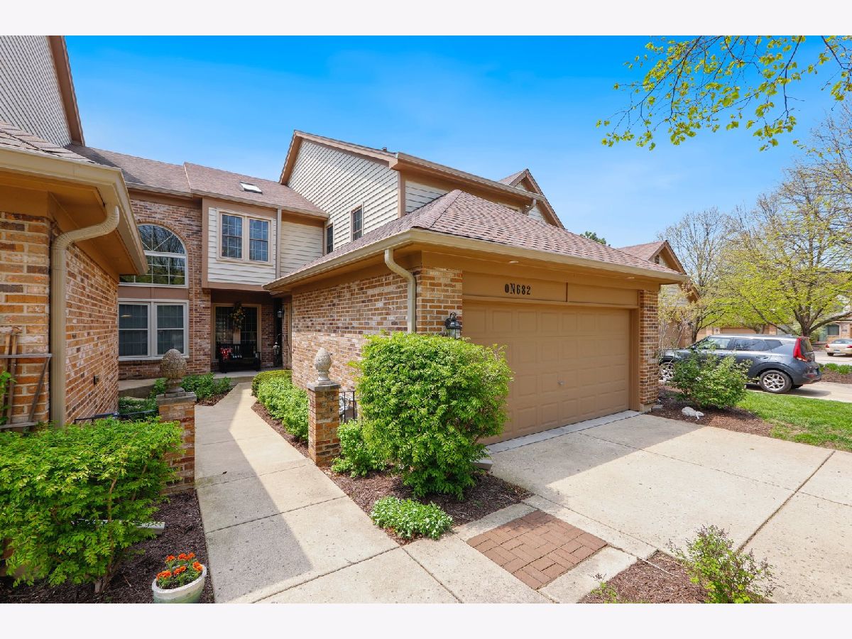 Townhomes Sold Chelsea Place Winfield Illinois, 0N682 Chelsea