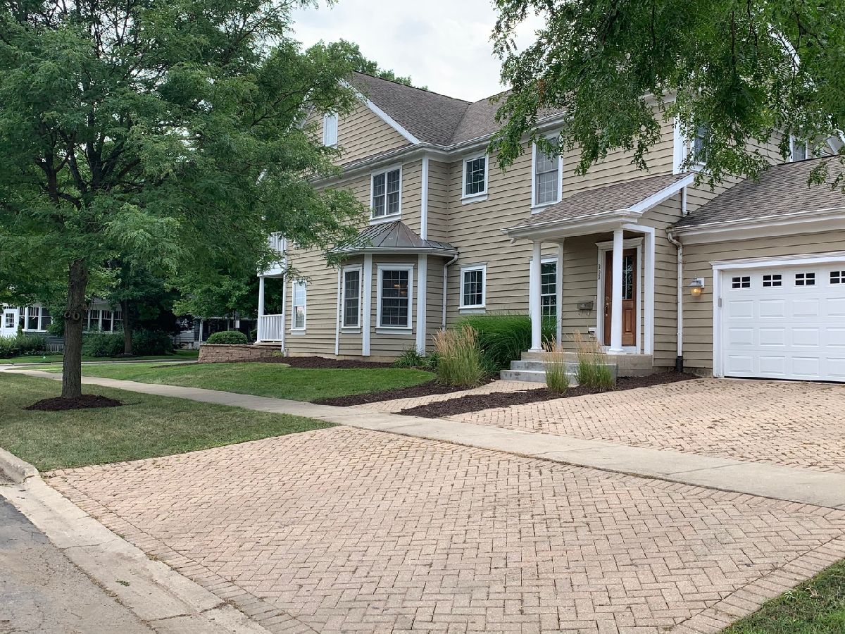 Townhomes & Homes Rented Naperville Station Naperville Illinois, 303 Webster
