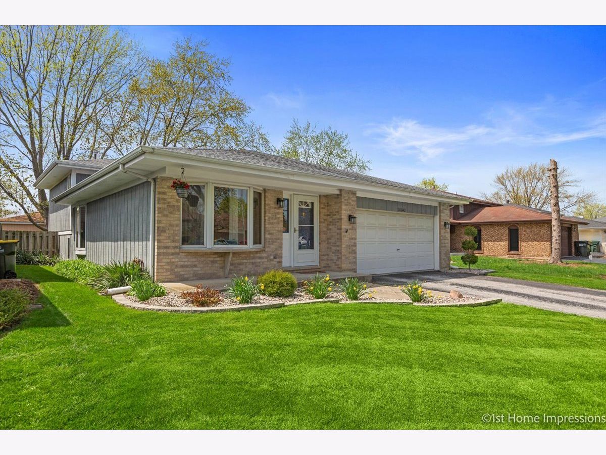 Homes & Condos & Townhomes Sold Lynwood Terrace Lynwood Illinois, 20042 Crescent