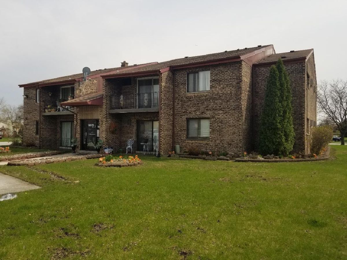Homes & Condominiums Sold El Cameno Orland Park Illinois, 9870 Cordoba