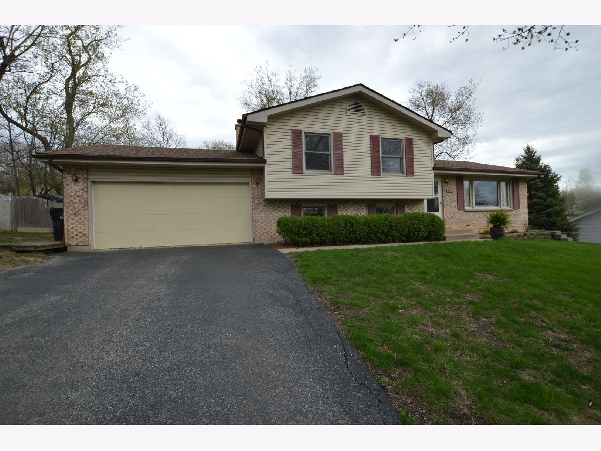 Homes Sold Chillems Spring Grove Illinois, 6712 Normandy