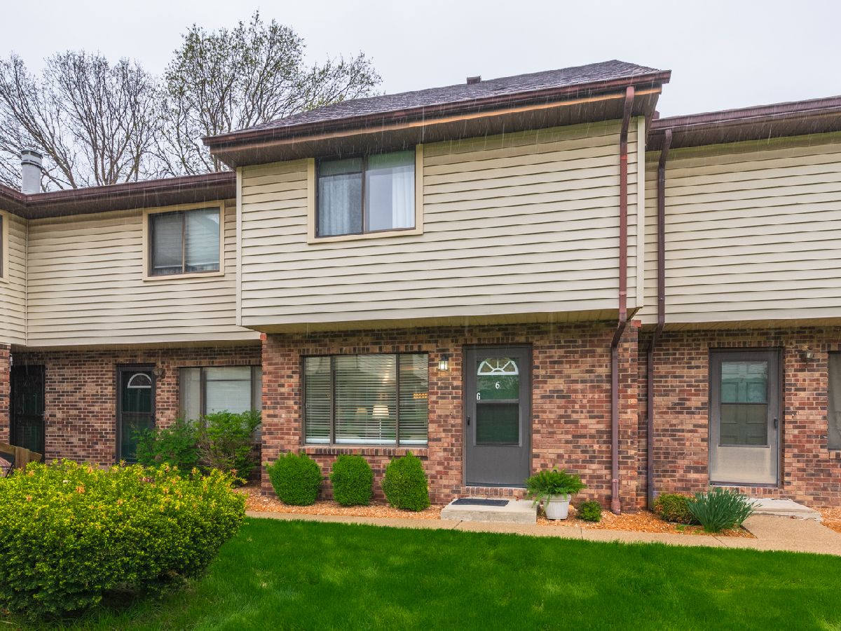 Condos & Townhomes Sold Vernon Crossing Normal Illinois, 1405 Vernon
