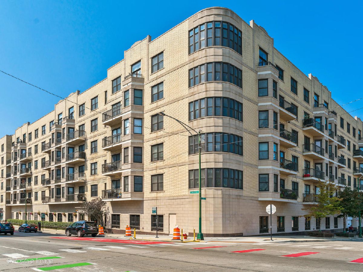 Condominiums Sold The Montrevelle Chicago Illinois, 520 Halsted