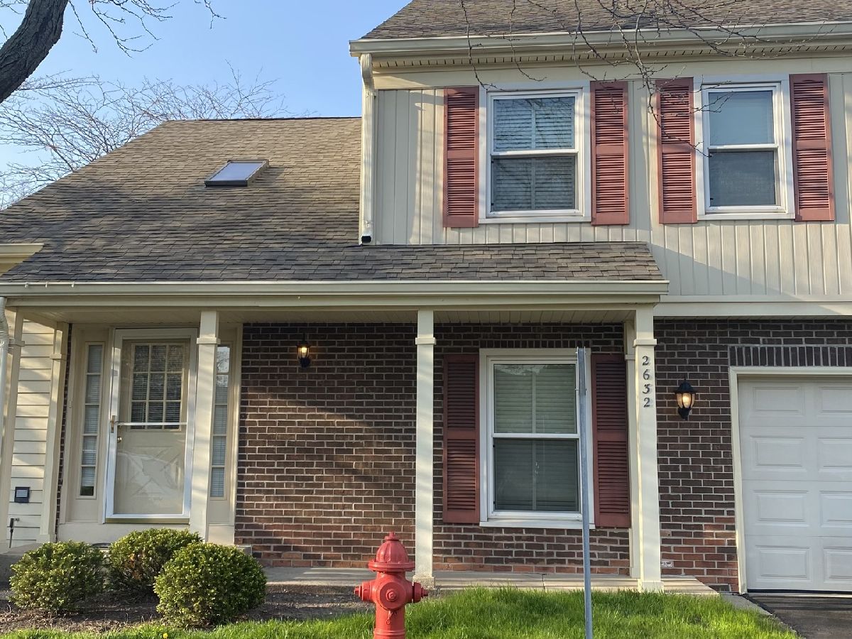 Townhomes & Condos Sold College Hill Schaumburg Illinois, 2632 College Hill