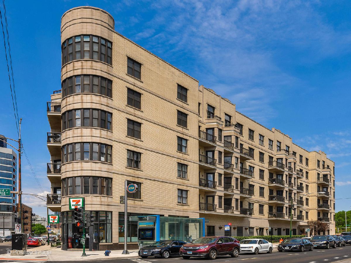 Condominiums Sold The Montrevelle Chicago Illinois, 520 Halsted