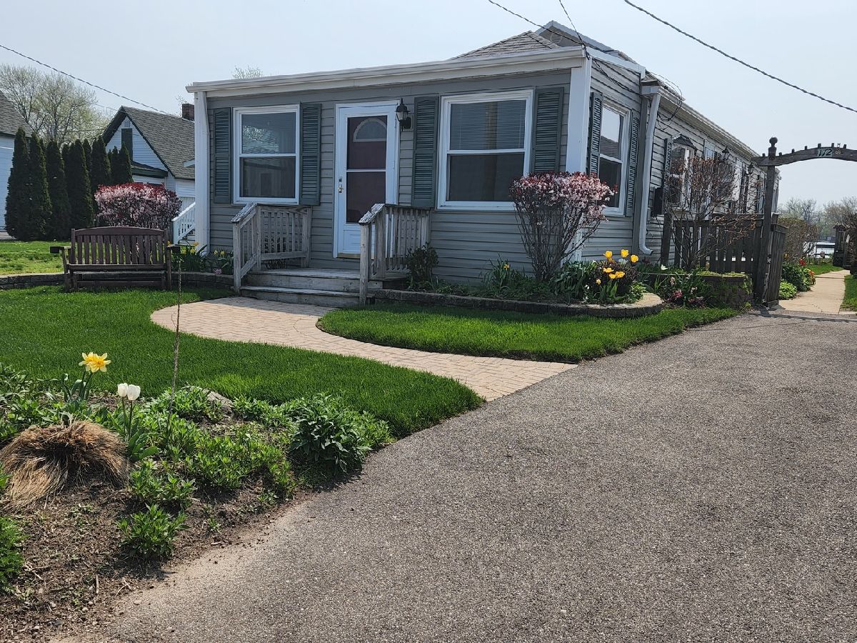 Homes Rented Kreusers Fox Lake Illinois, 172 Eagle Point