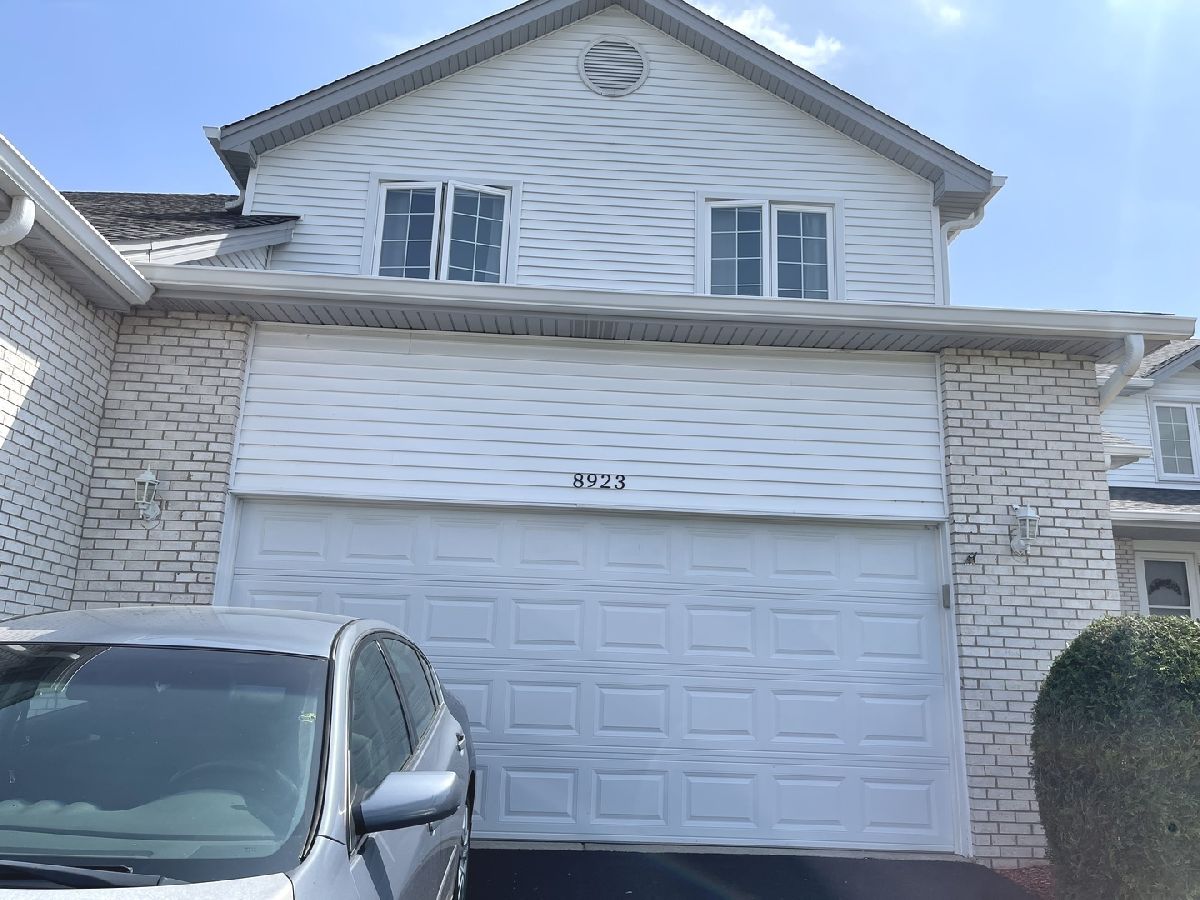 Homes & Townhomes Sold Pheasant Lake Tinley Park Illinois, 8923 Pheasant Lake