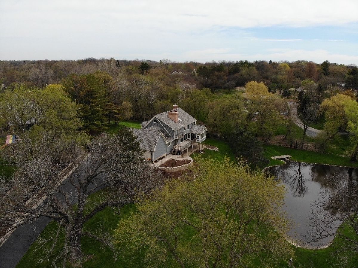 Homes Sold Farm Trails Lake Barrington Illinois, 25175 Iroquois