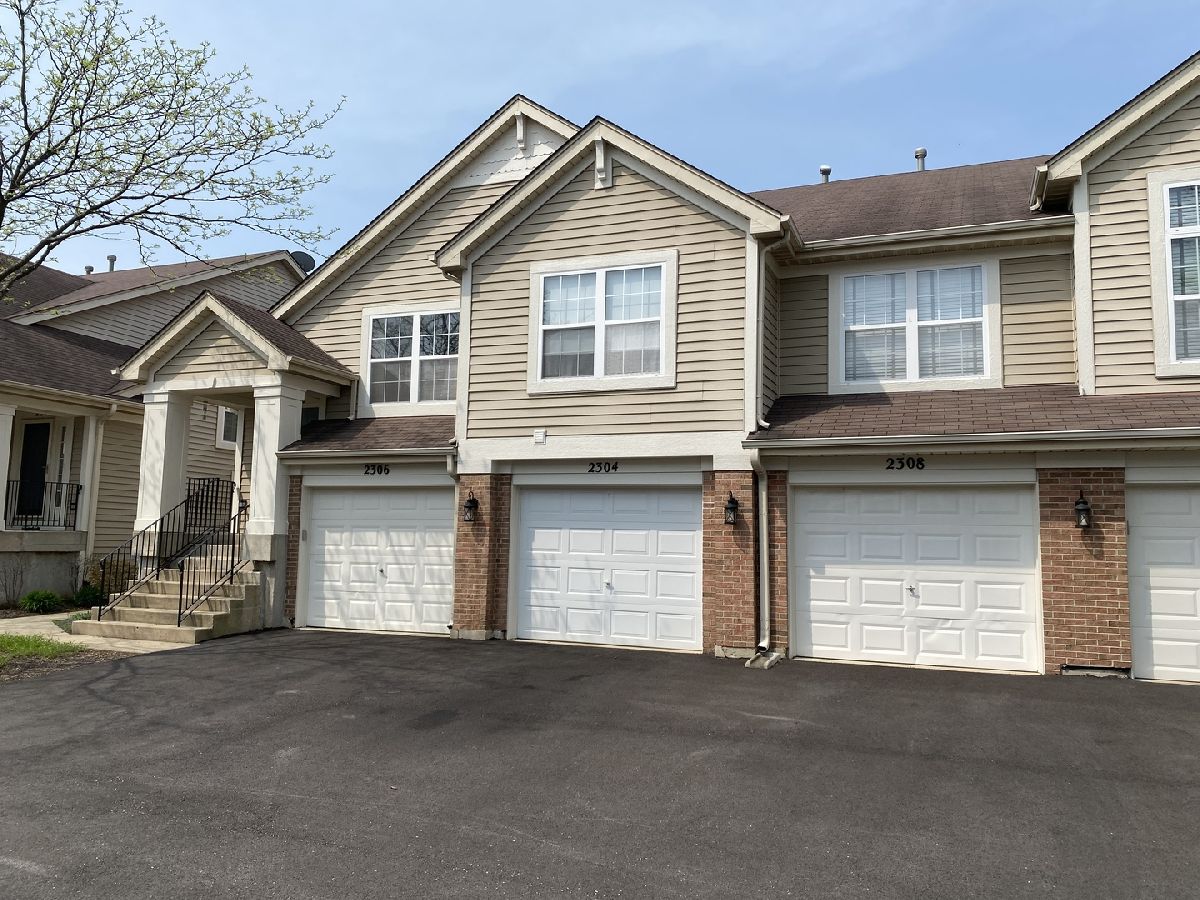 Condos & Townhomes Sold Cambridge Parkside Aurora Illinois, 2304 Scott