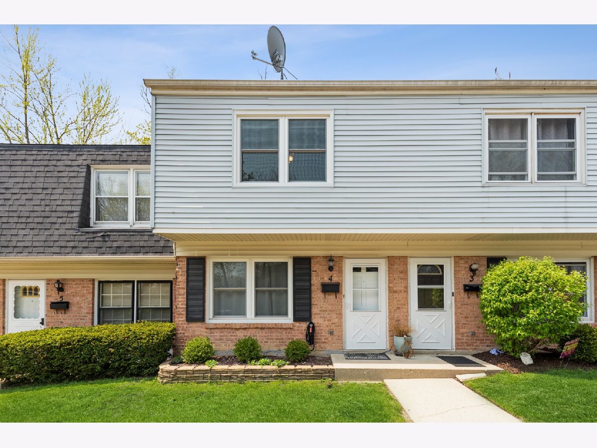 Homes & Condos & Townhomes Sold Palatine Park Palatine Illinois, 151 Palatine