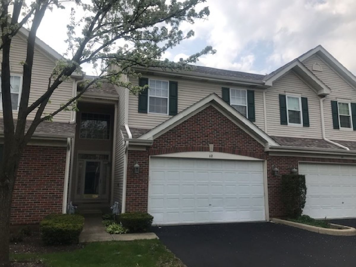 Townhomes & Homes Sold The Highlands Streamwood Illinois, 62 Stonegate