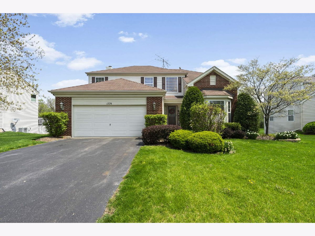 Homes Sold Deer Grove Port Barrington Illinois, 1224 Noble