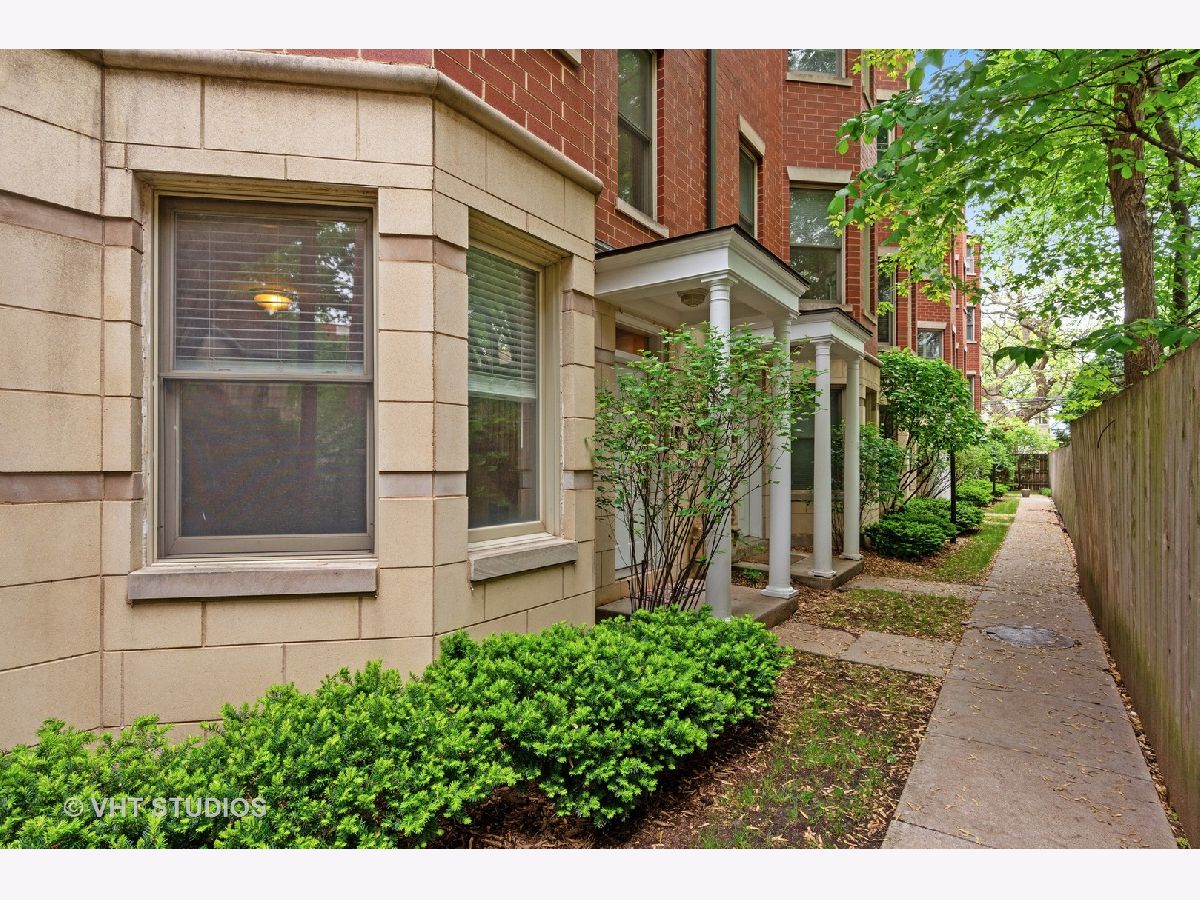 Townhomes Sold Winnemac Manor Chicago Illinois, 5115 Damen